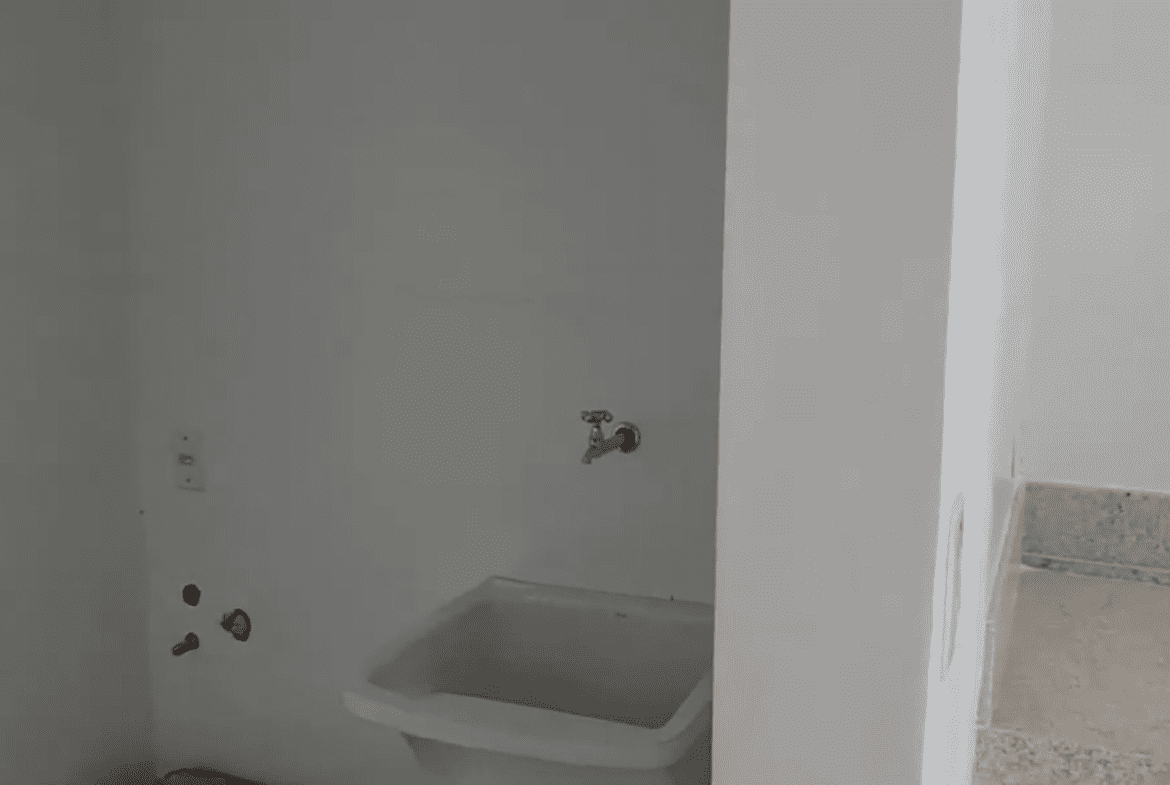 0110 AP, 2 Suítes, 1 Escritório, 2 salas - 6 min da UNIFAA0110