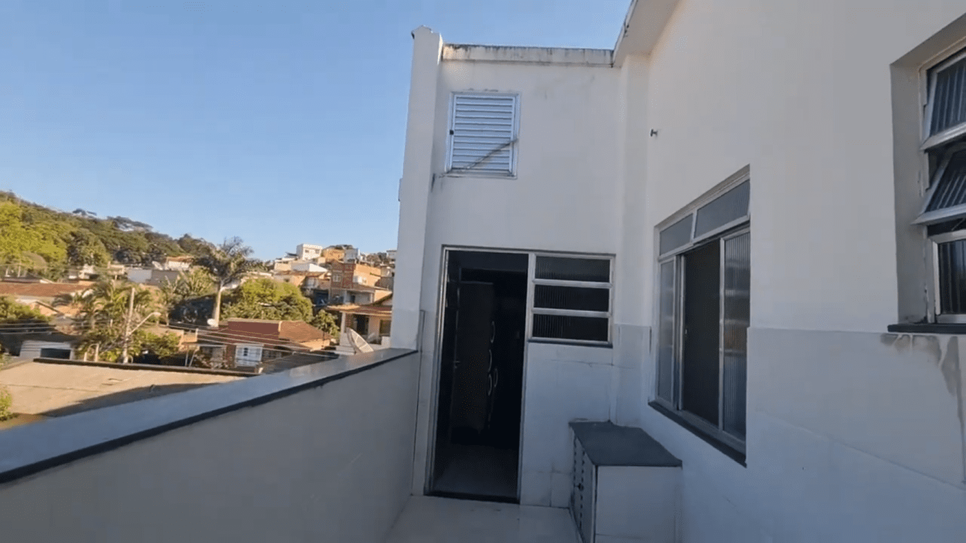 0110(16) AP, 2 Suítes, 1 Escritório, 2 salas - 6 min da UNIFAA0110(16)