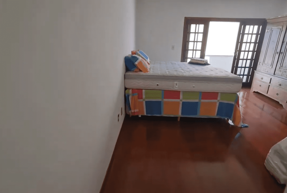 0110(17) AP, 2 Suítes, 1 Escritório, 2 salas - 6 min da UNIFAA0110(17)