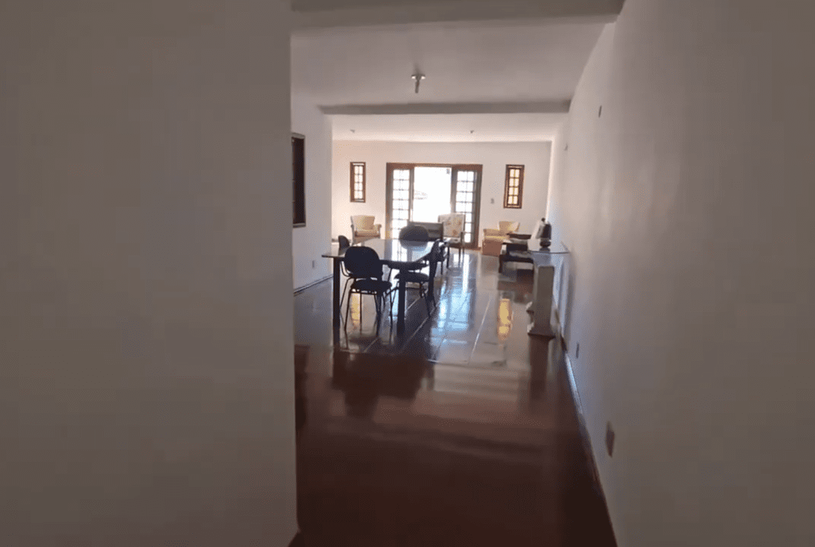 0110(22) AP, 2 Suítes, 1 Escritório, 2 salas - 6 min da UNIFAA0110(22)