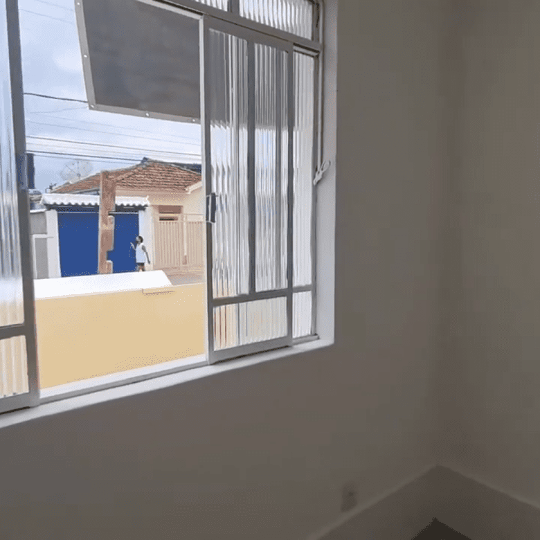 Casa 2 Quartos a 250m do Hospital Escola - UNIFAA0110(31)