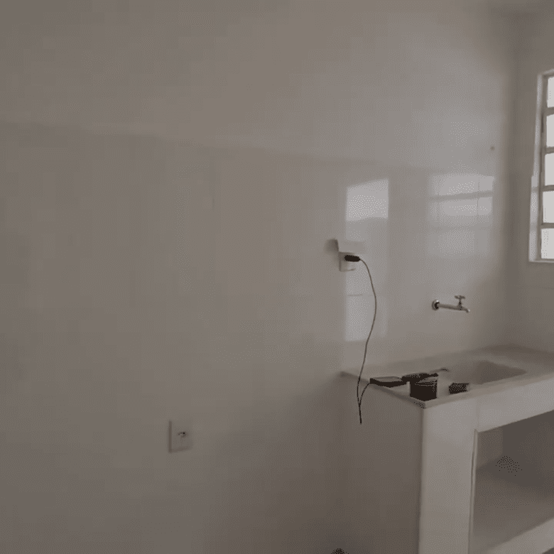 Casa 2 Quartos a 250m do Hospital Escola - UNIFAA0110(37)