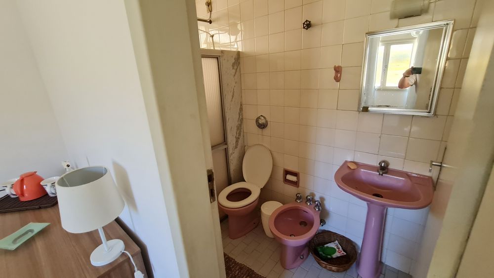 Casa 4q 2 Suítes piscina área de lazer 4 vagas cobertas (11) Locação Casa - Rua Rui Barbosa 140 ValençaCasa 4q 2 Suítes piscina área de lazer 4 vagas cobertas (11)