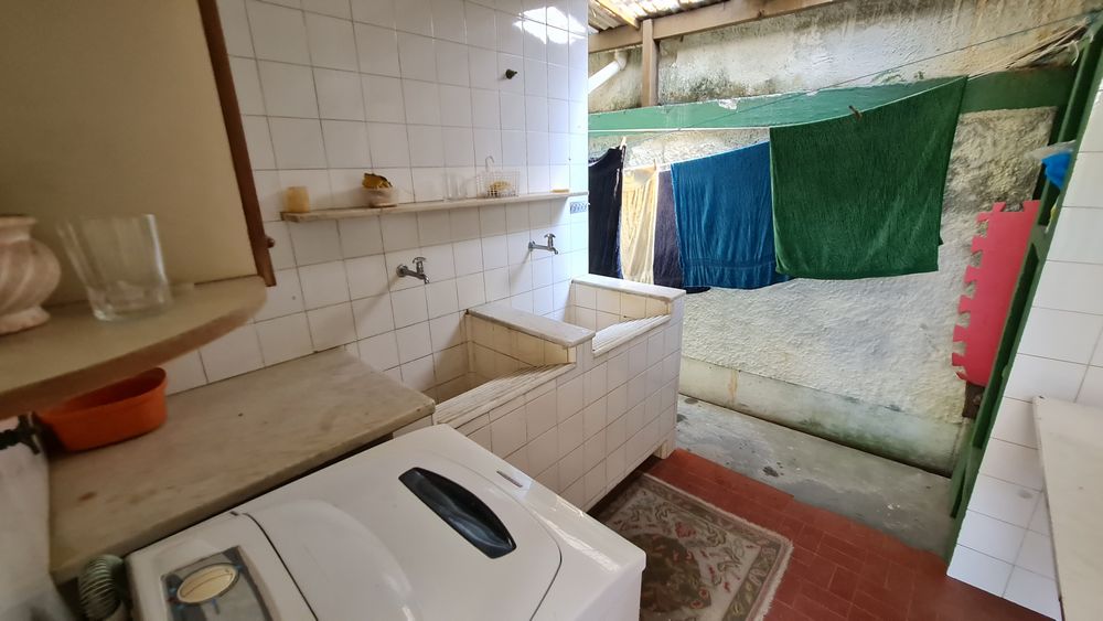 Casa 4q 2 Suítes piscina área de lazer 4 vagas cobertas (13) Locação Casa - Rua Rui Barbosa 140 ValençaCasa 4q 2 Suítes piscina área de lazer 4 vagas cobertas (13)