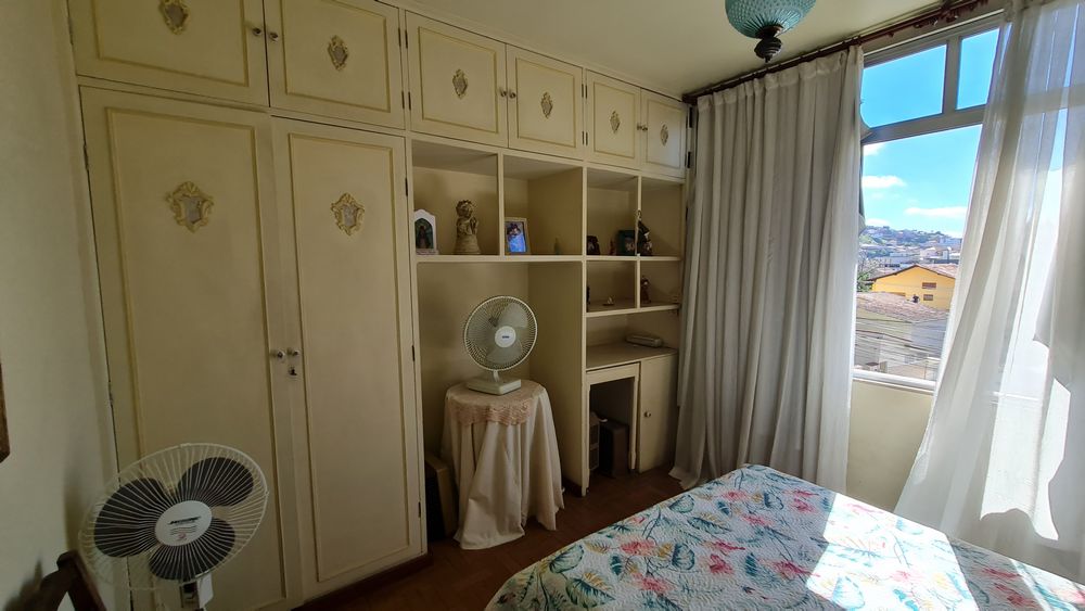 Casa 4q 2 Suítes piscina área de lazer 4 vagas cobertas (18) Locação Casa - Rua Rui Barbosa 140 ValençaCasa 4q 2 Suítes piscina área de lazer 4 vagas cobertas (18)