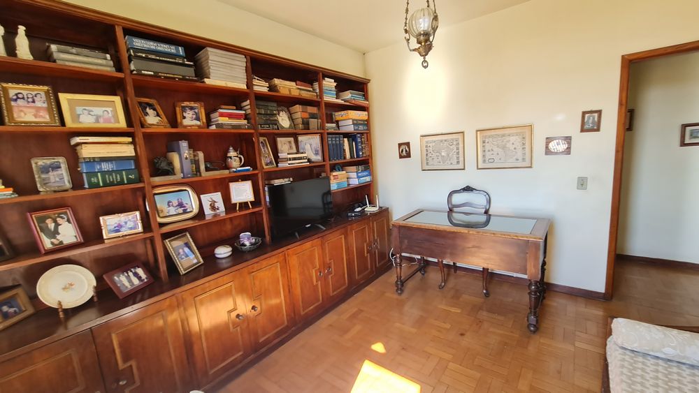 Casa 4q 2 Suítes piscina área de lazer 4 vagas cobertas (26) Locação Casa - Rua Rui Barbosa 140 ValençaCasa 4q 2 Suítes piscina área de lazer 4 vagas cobertas (26)