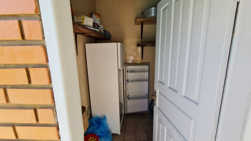 Casa 4q 2 Suítes piscina área de lazer 4 vagas cobertas (3) Locação Casa - Rua Rui Barbosa 140 ValençaCasa 4q 2 Suítes piscina área de lazer 4 vagas cobertas (3)