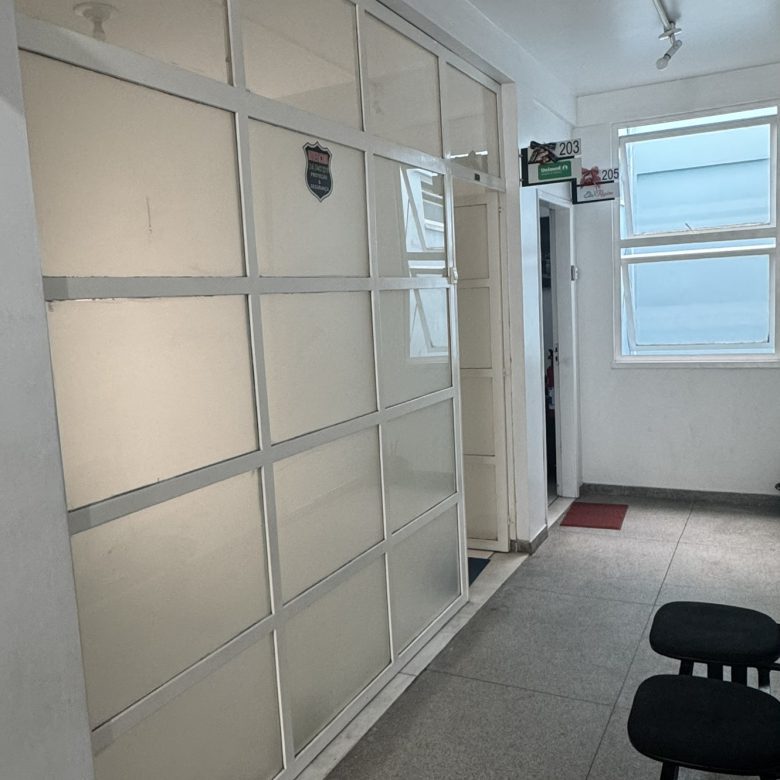 Sala Comercial - Centro de ValençaIMG_3298