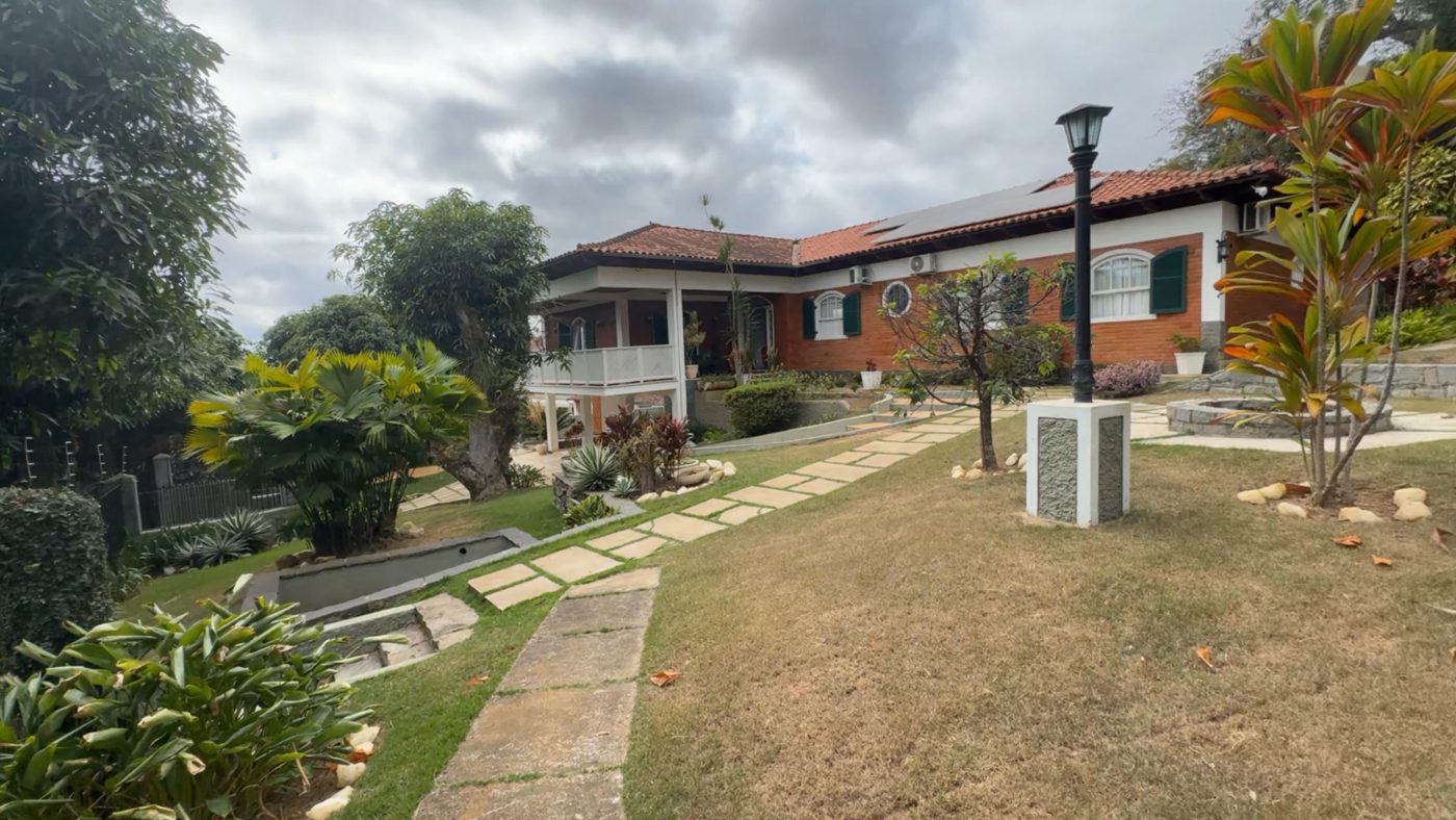 Snapshot_5 Luxo no Obelisco - Valença - RJSnapshot_5