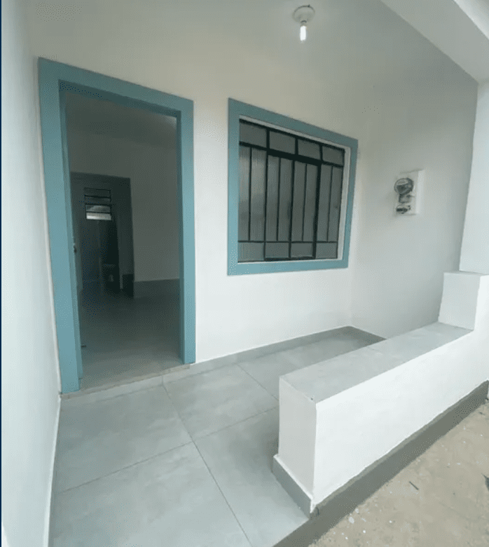 a 250 mts do hospital - valença 3