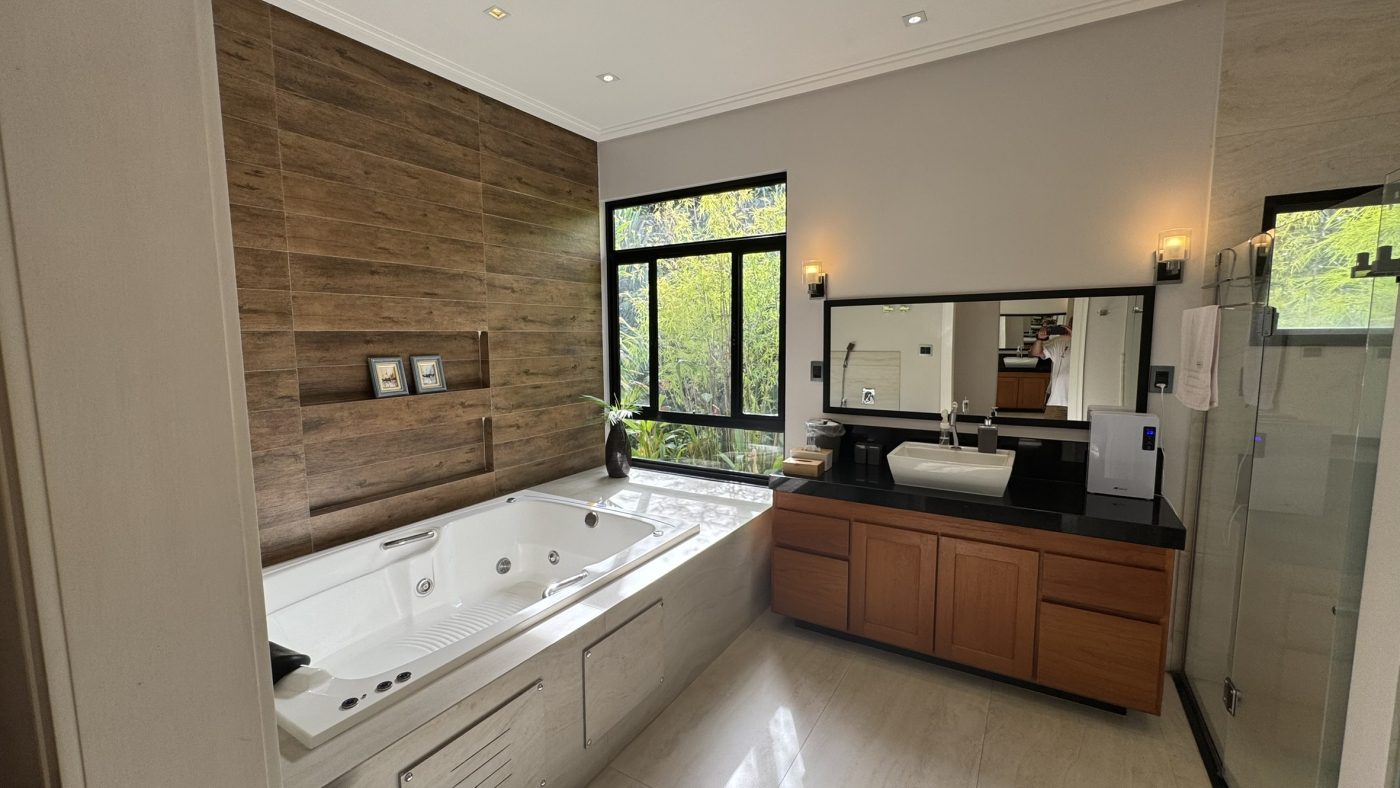 %%imagetitle% IMG-4151