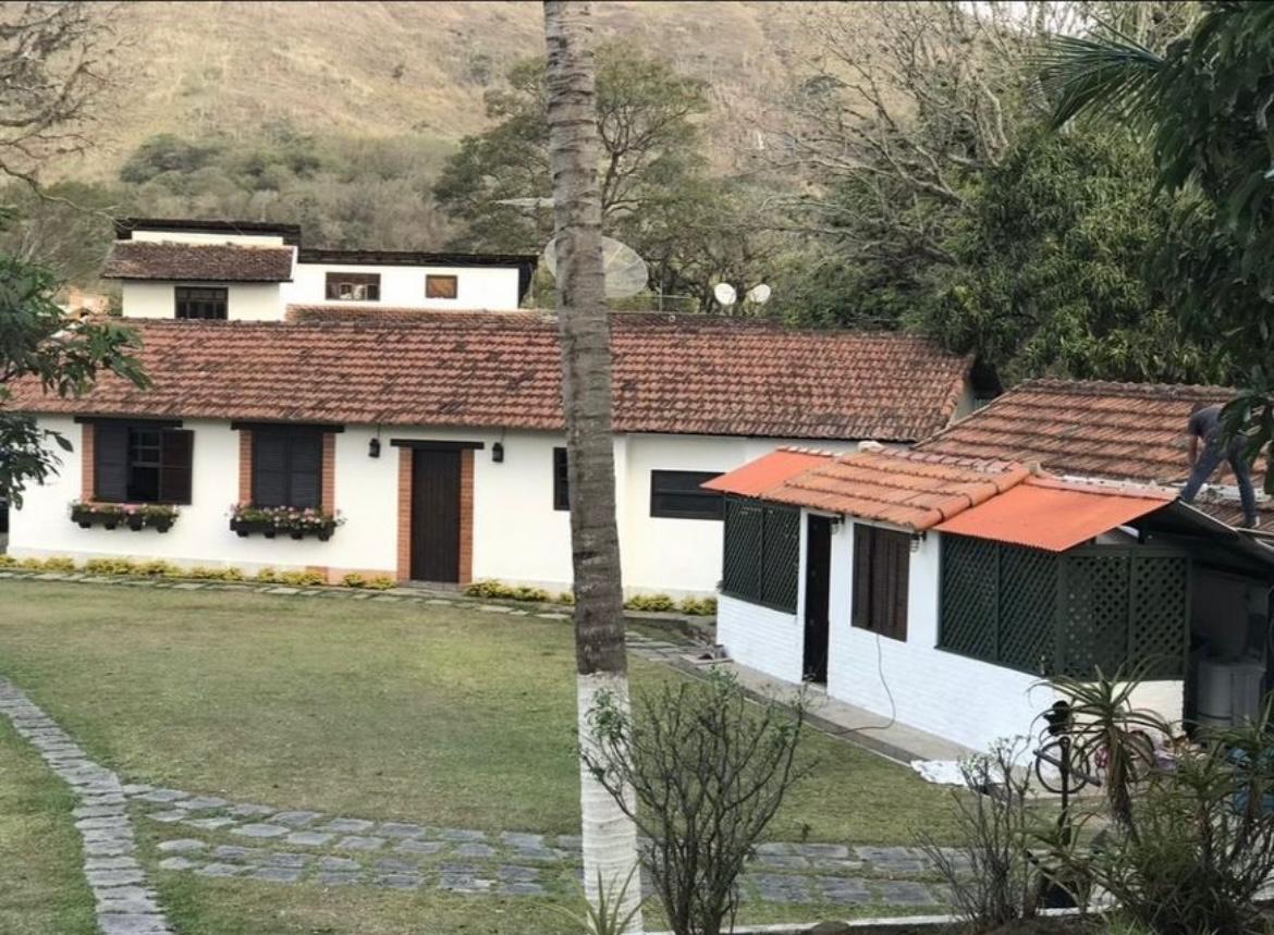 %%imagetitle% – No Centro de vassouras, casa com 6 quartos e 10 vagas – 10100m2 de área No Centro de vassouras, casa com 6 quartos e 10 vagas - 10100m2 de área - vassouras 10000 metros no centro da cidade (13)