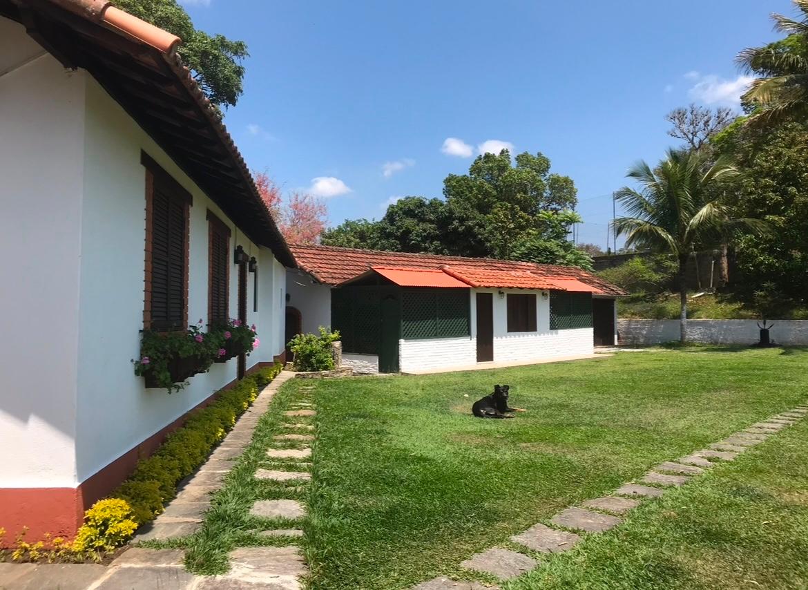 %%imagetitle% – No Centro de vassouras, casa com 6 quartos e 10 vagas – 10100m2 de área No Centro de vassouras, casa com 6 quartos e 10 vagas - 10100m2 de área - vassouras 10000 metros no centro da cidade (2)