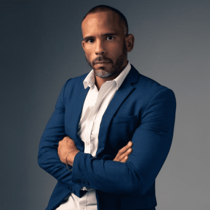 Arcanjo Sá - Arcanjo Sá - Maneco Gomes Empreendimentos