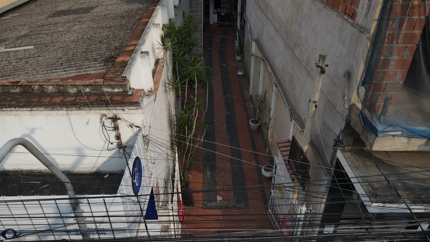 Venda - Av Nilo Peçanha 151 Valença RJ - Área Comercial - default